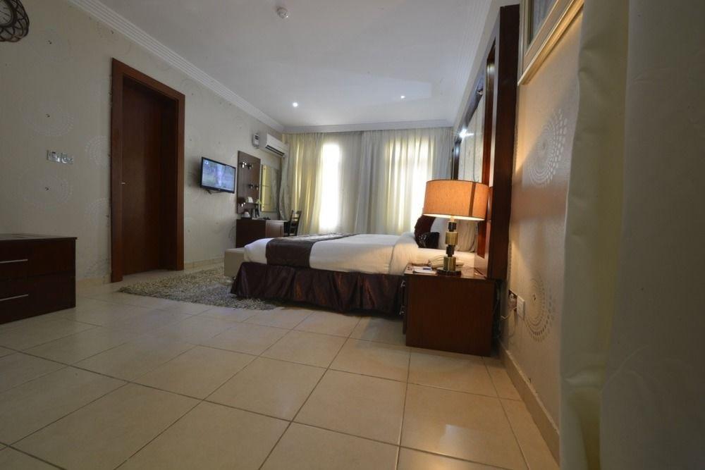 Palazzo Dumont Hotel Ikuata Kültér fotó